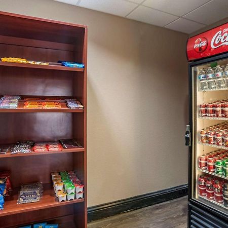Comfort Inn & Suites Clinton Esterno foto