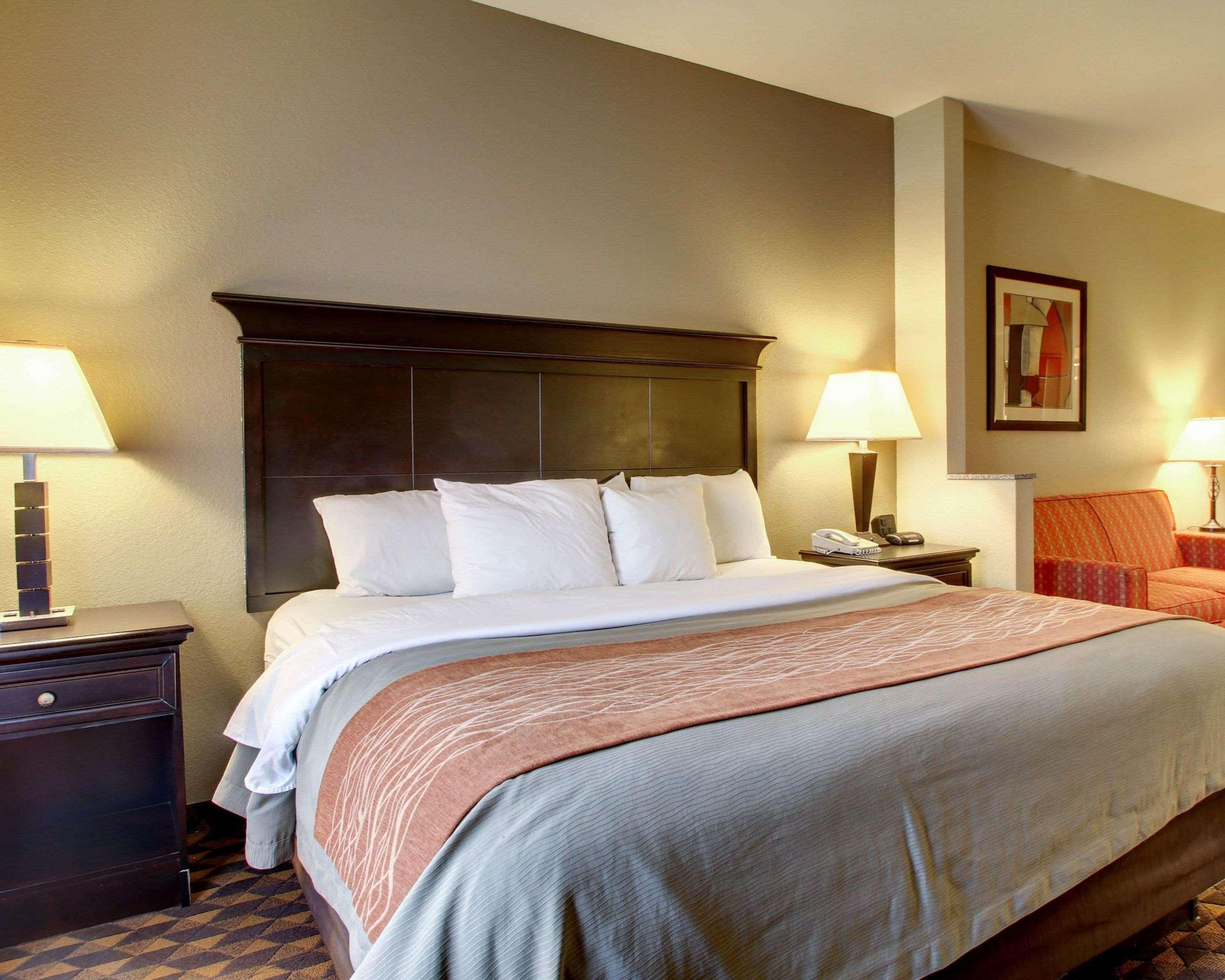 Comfort Inn & Suites Clinton Esterno foto