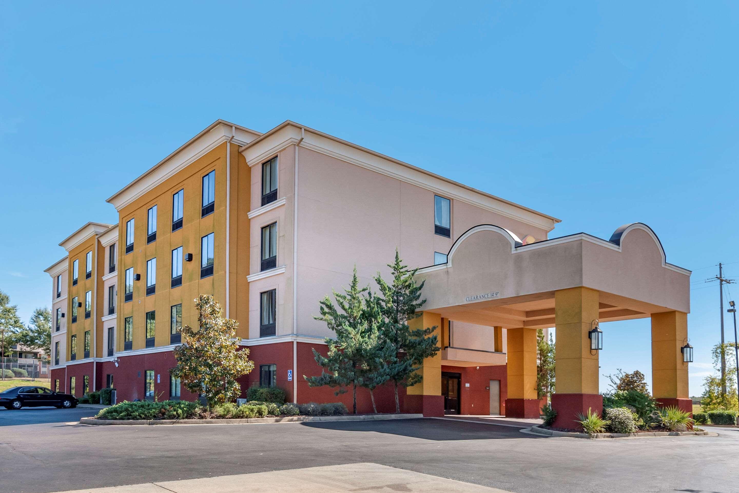 Comfort Inn & Suites Clinton Esterno foto