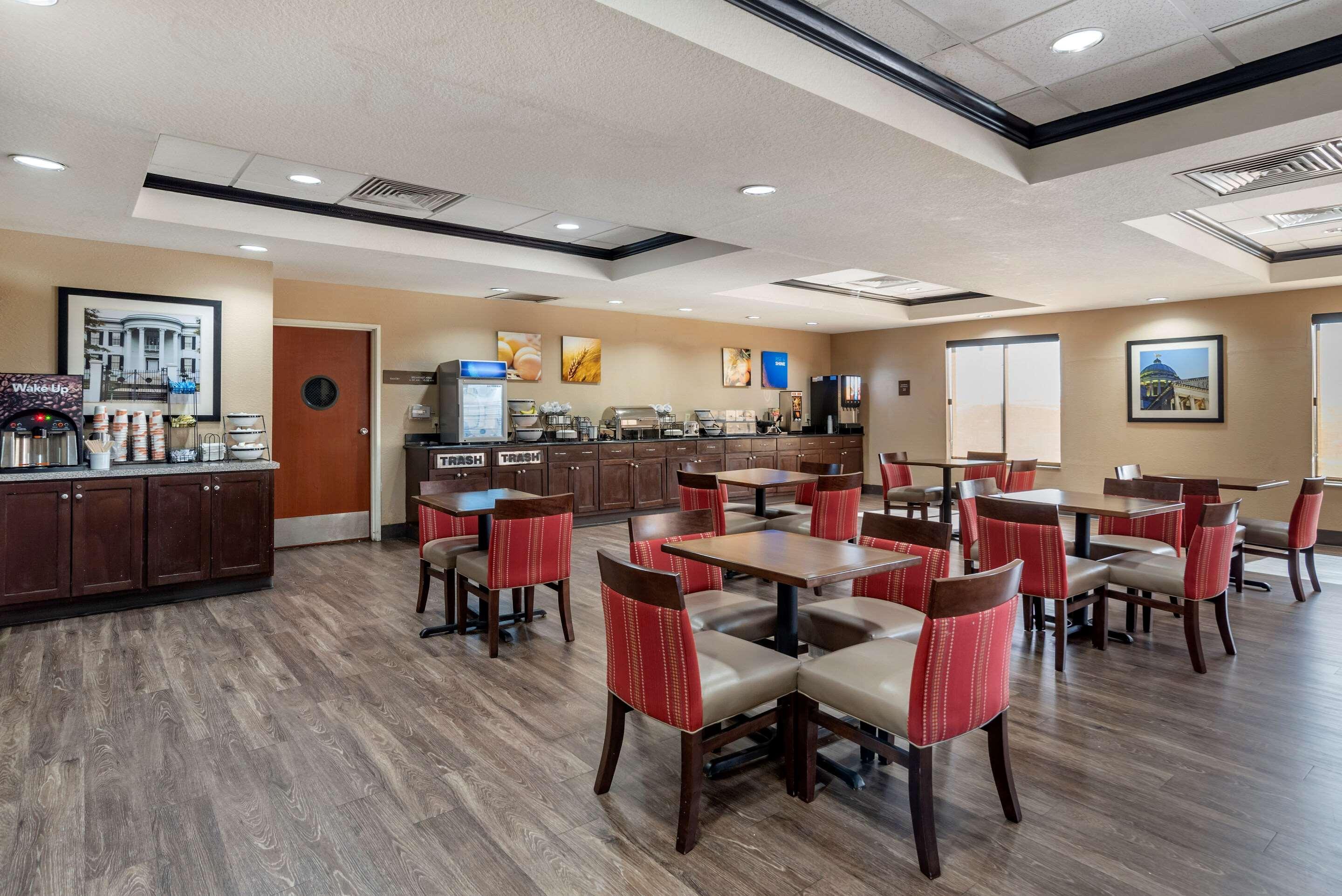 Comfort Inn & Suites Clinton Esterno foto