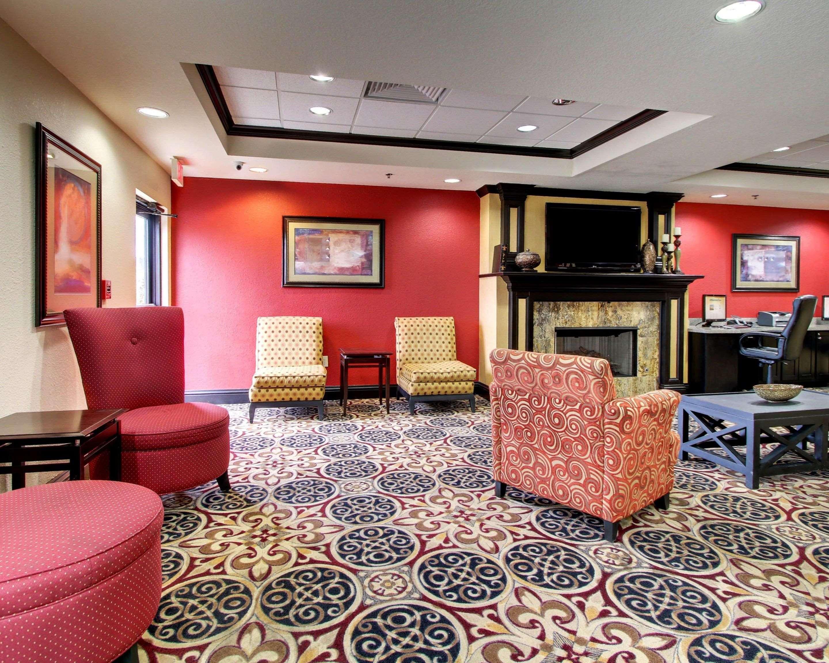 Comfort Inn & Suites Clinton Esterno foto